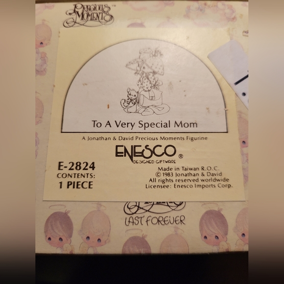 Precious Moments "To A Very Special Mom" 1983 - Picture 3 of 8